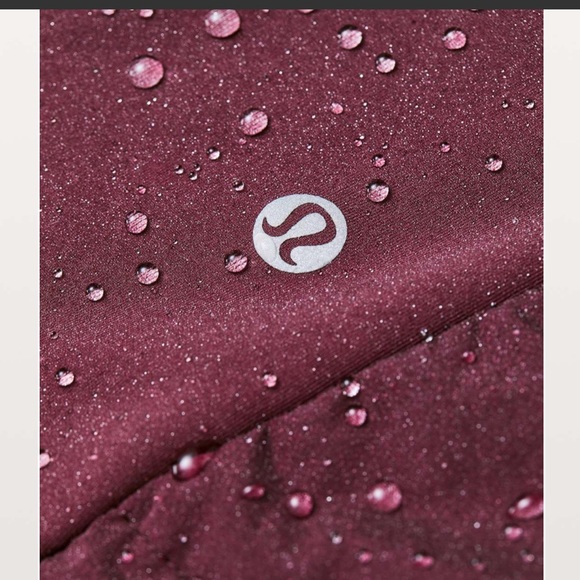 Lululemon down for it all vest - Picture 5 of 8